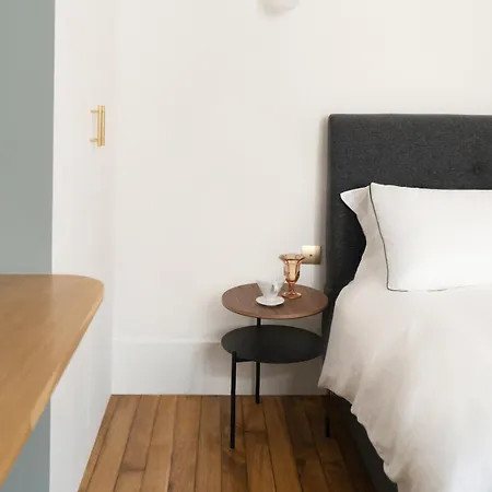 דירה Minimalist Haussmannian 11 פריז