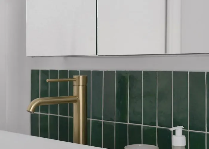 Apartment Minimalist Haussmannian 11 Paris