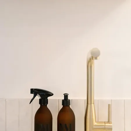 Appartement Minimalist Haussmannian 11 *