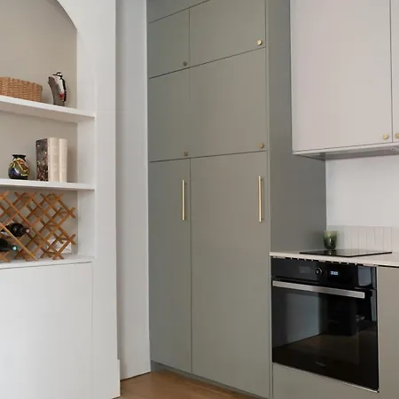 Daire Minimalist Haussmannian 11